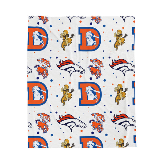 Bronco Logo Velveteen Plush Blanket, Denver Broncos Fan Gift, Soft Fleece Throw, NFL Team Bedding, Sports Decor, Cozy Couch Cover